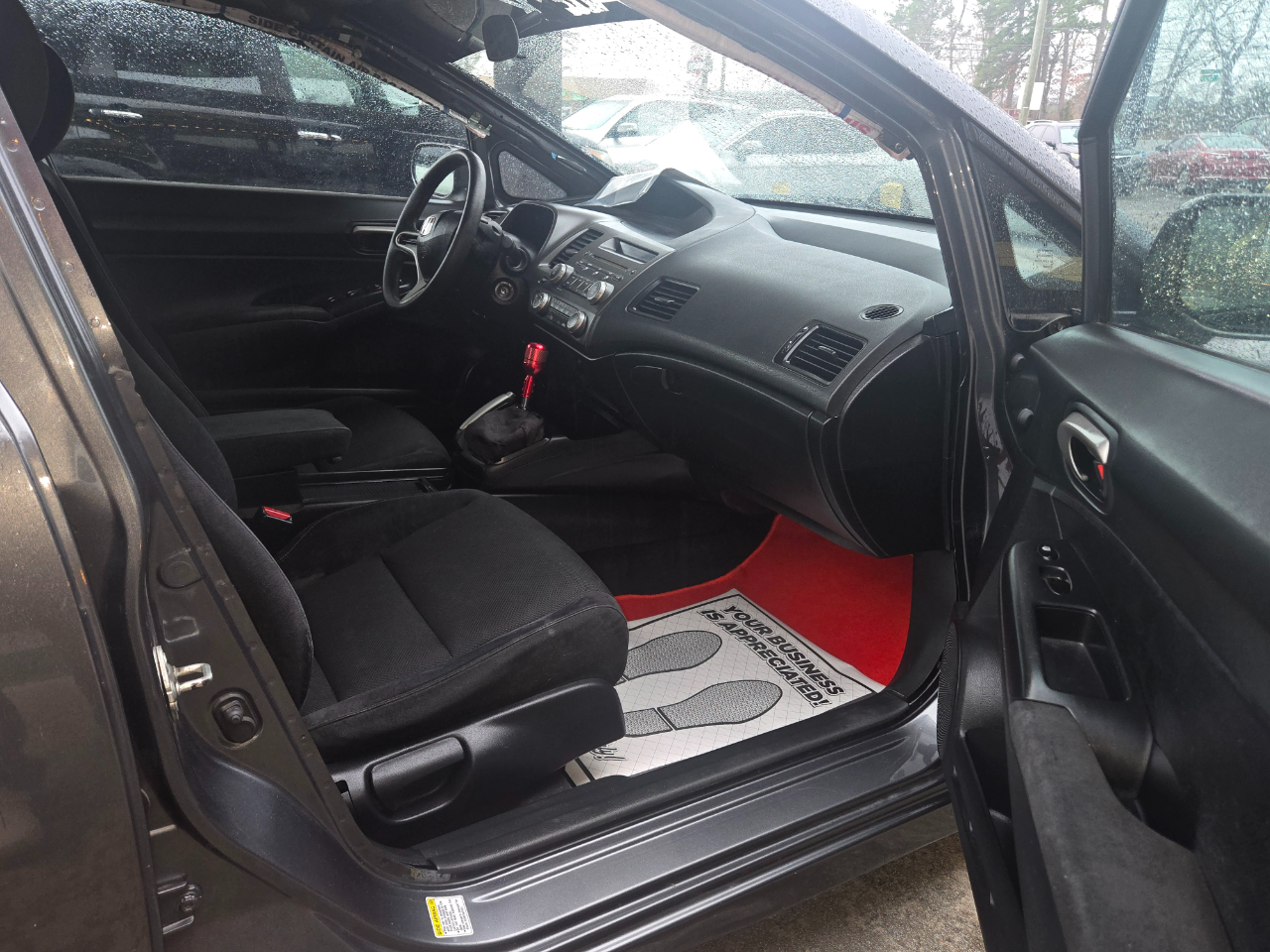 Honda Civic LX-S Sedan 5-Speed AT 2011