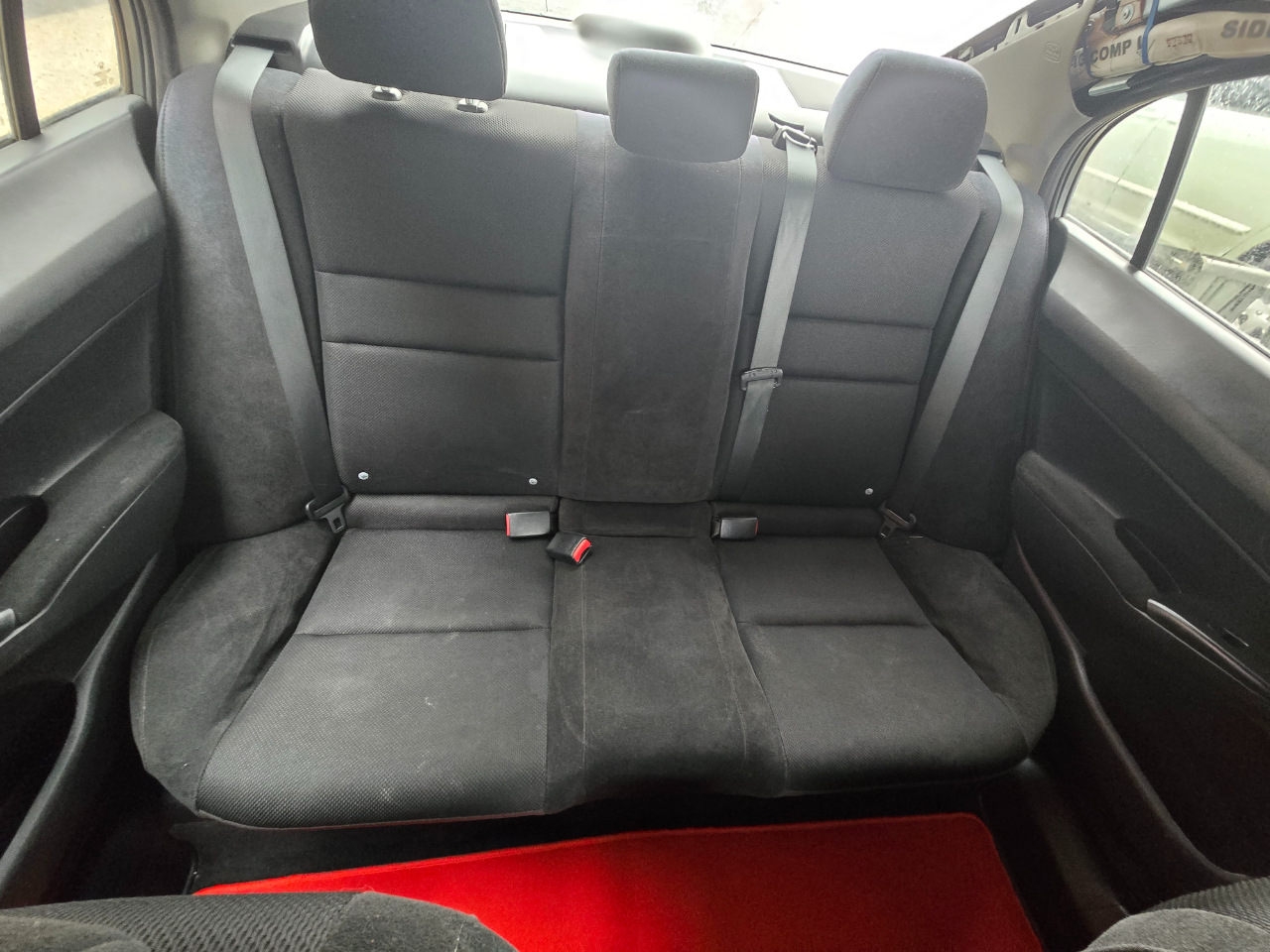 Honda Civic LX-S Sedan 5-Speed AT 2011