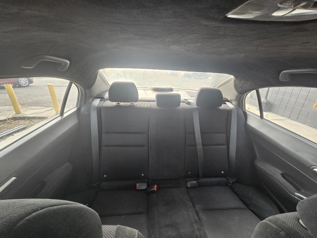 Honda Civic LX-S Sedan 5-Speed AT 2011