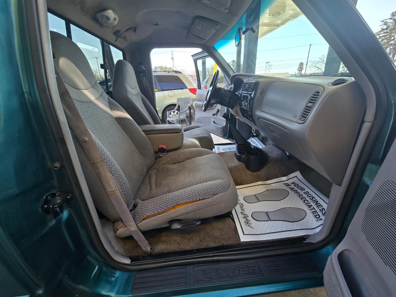 Ford Ranger XLT Reg. Cab Long Bed 2WD 1998