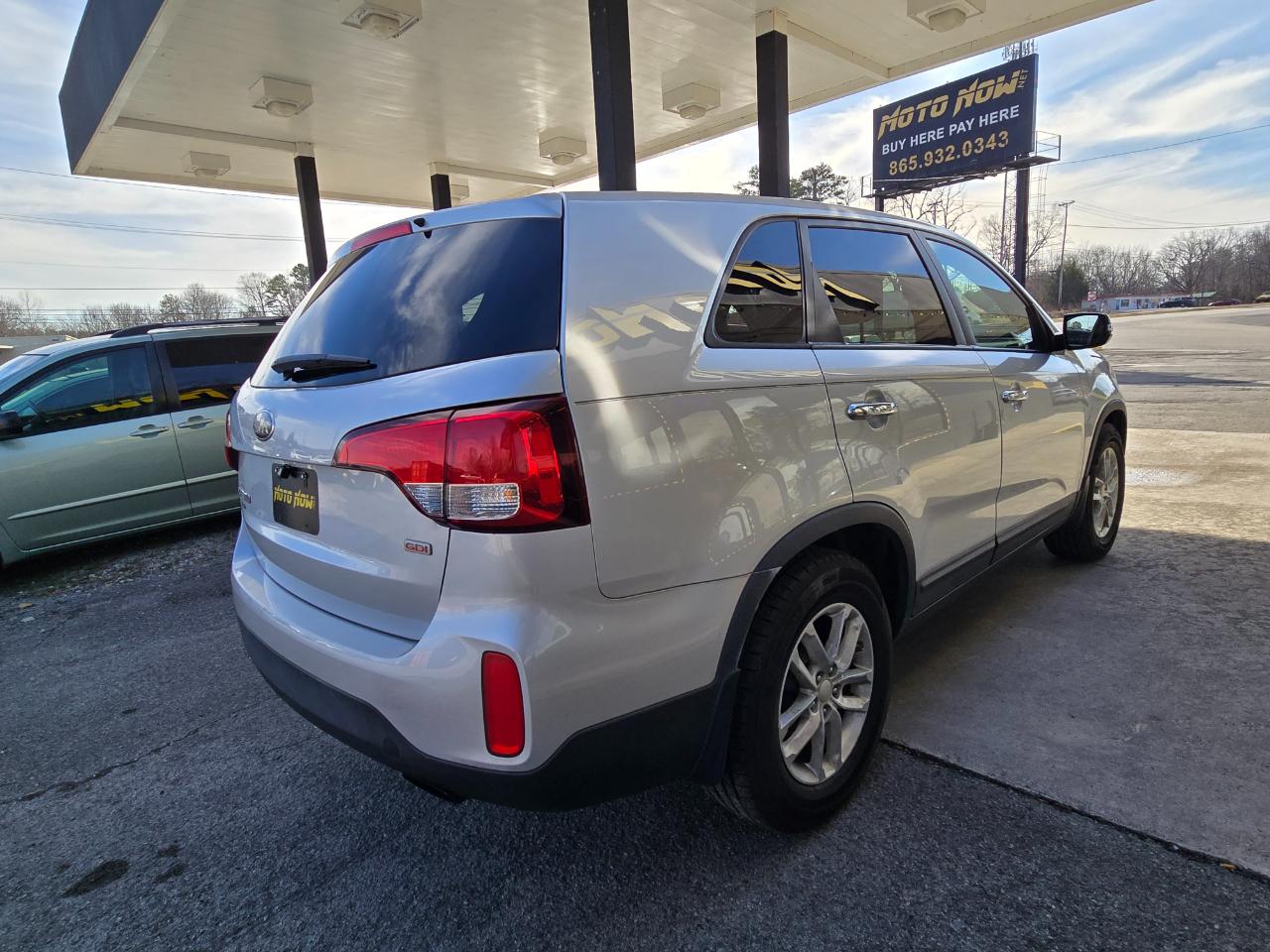 Kia Sorento LX 2WD 2014