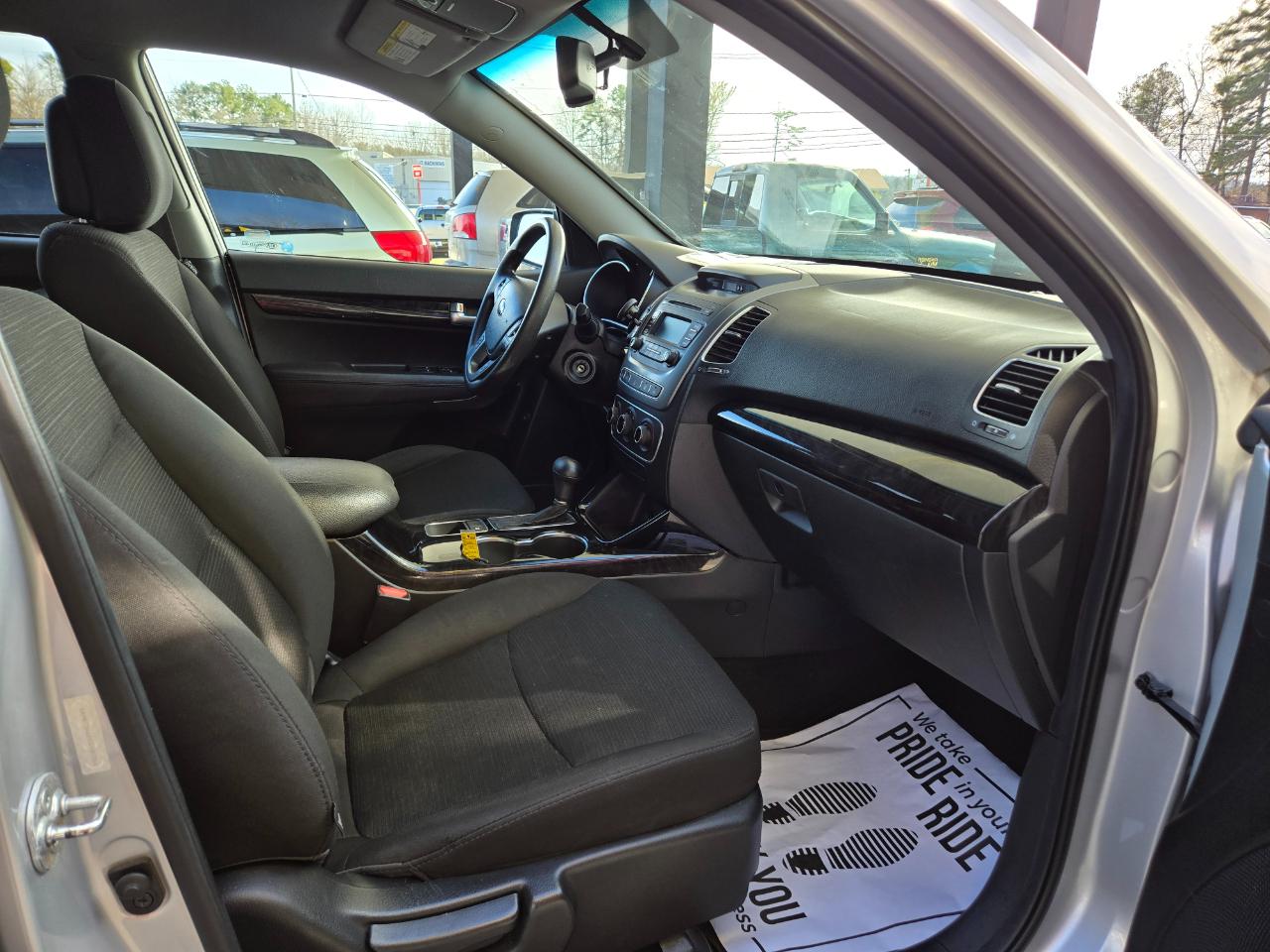 Kia Sorento LX 2WD 2014