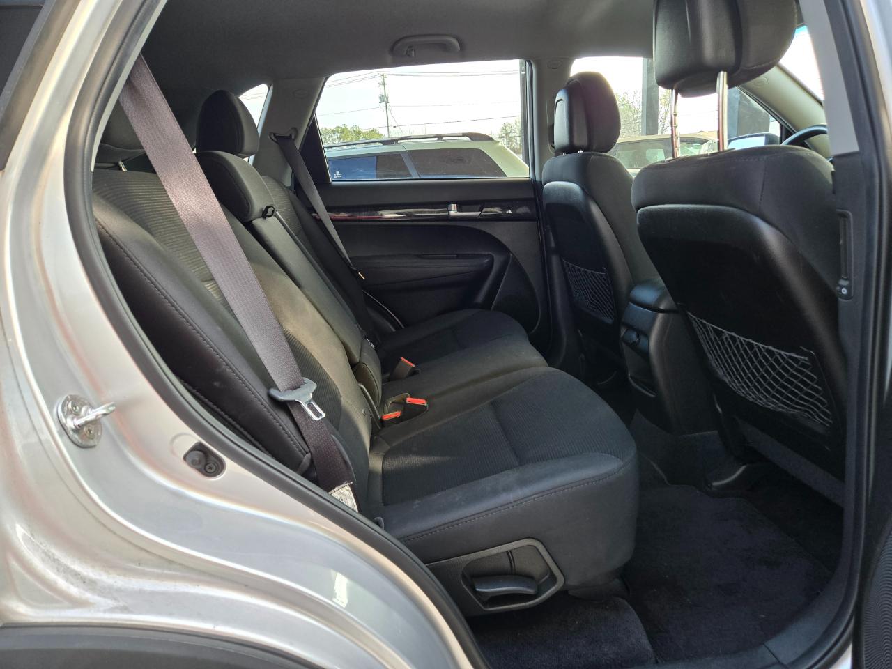 Kia Sorento LX 2WD 2014