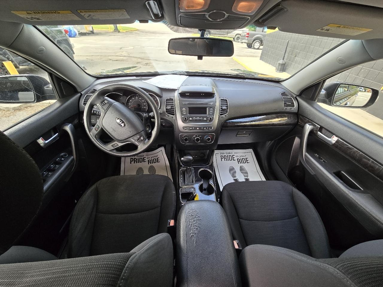 Kia Sorento LX 2WD 2014