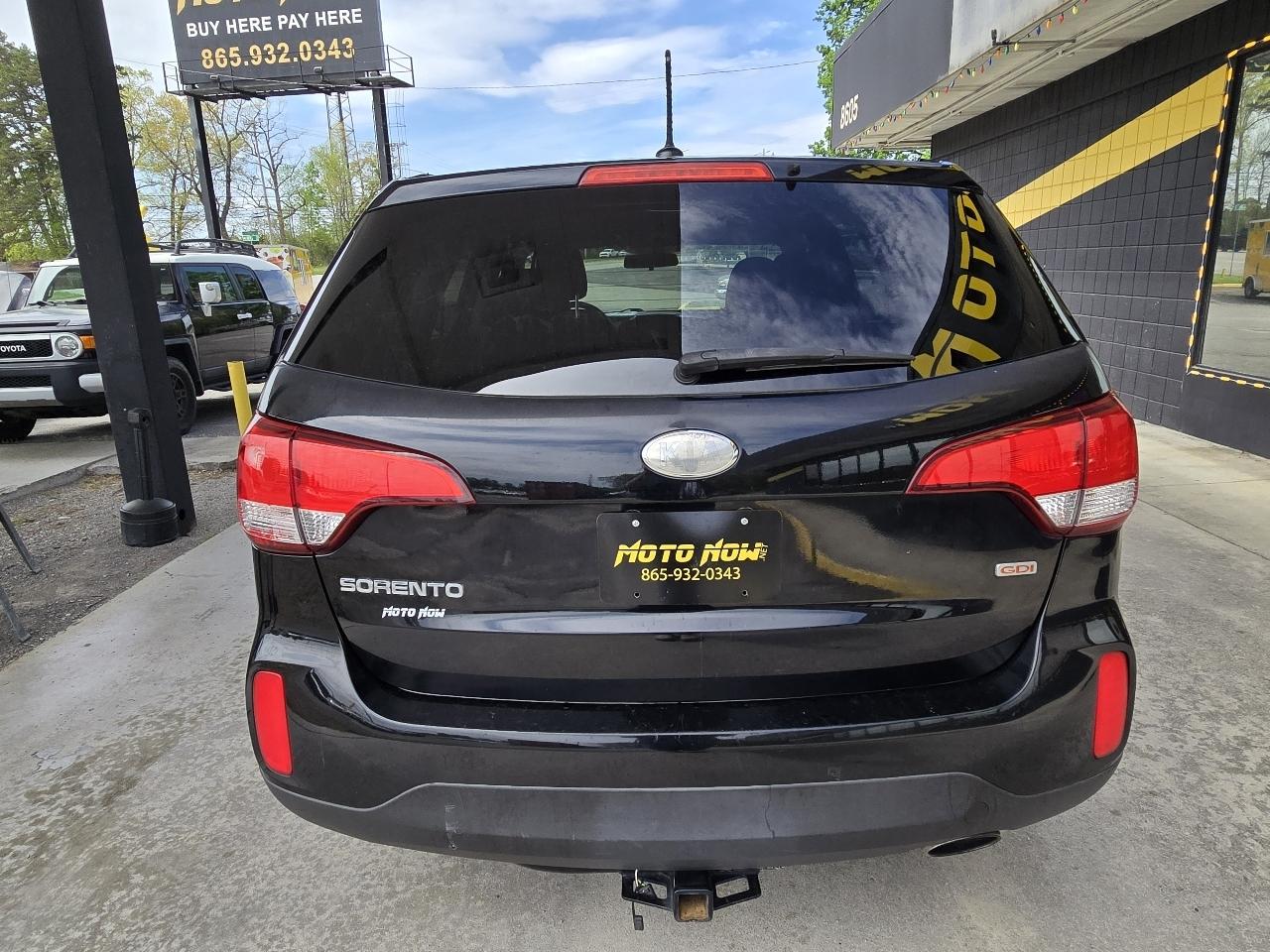 Kia Sorento LX 2WD 2014