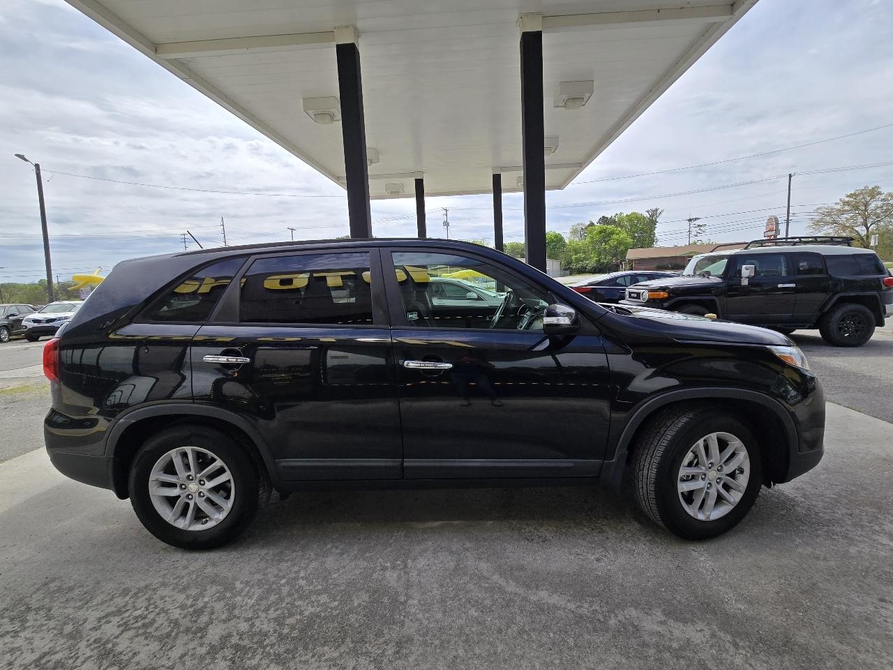 Kia Sorento LX 2WD 2014