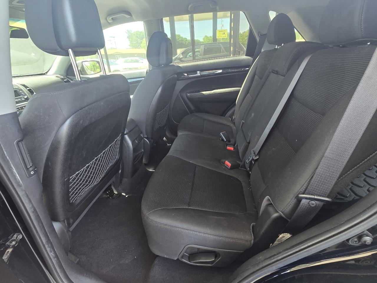 Kia Sorento LX 2WD 2014