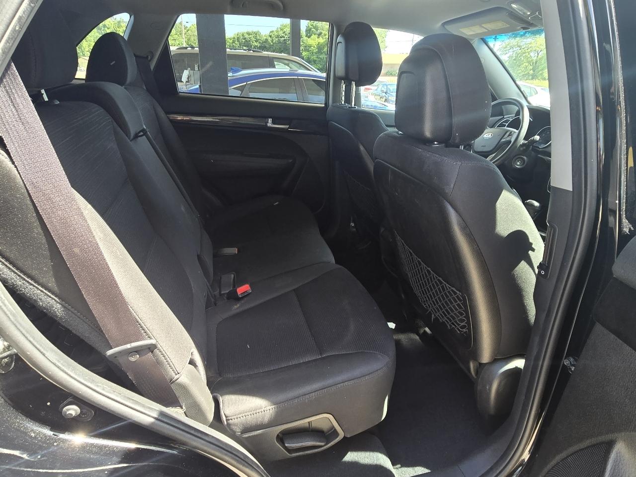 Kia Sorento LX 2WD 2014