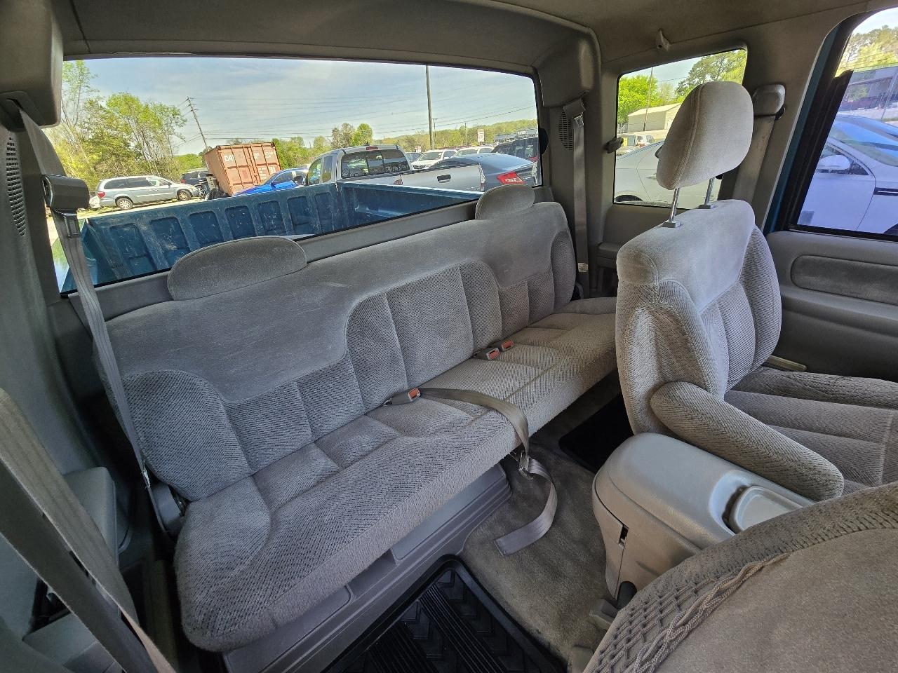 Chevrolet C/K 1500 Ext. Cab 6.5-ft. Bed 4WD 1998