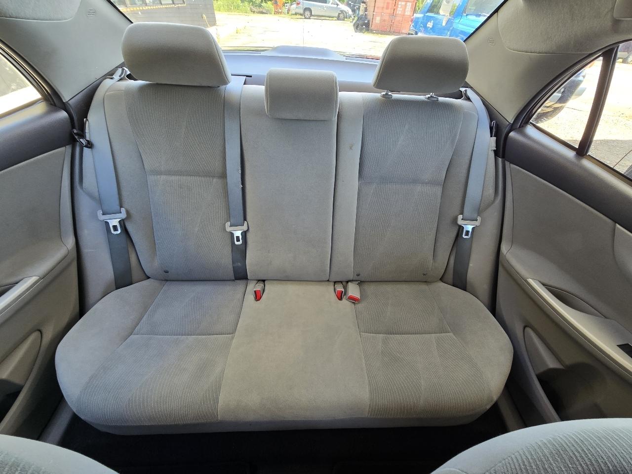Toyota Corolla S 5-Speed MT 2013