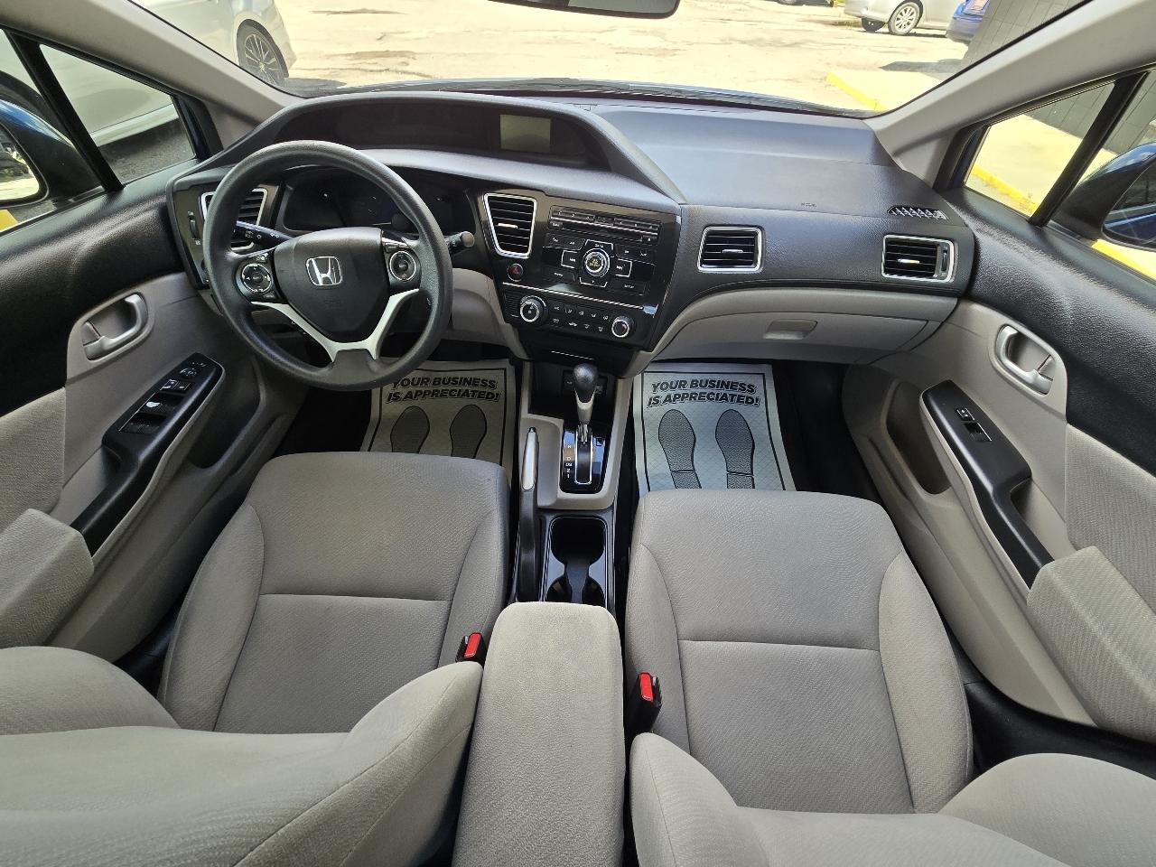 Honda Civic LX Sedan 5-Speed AT 2013