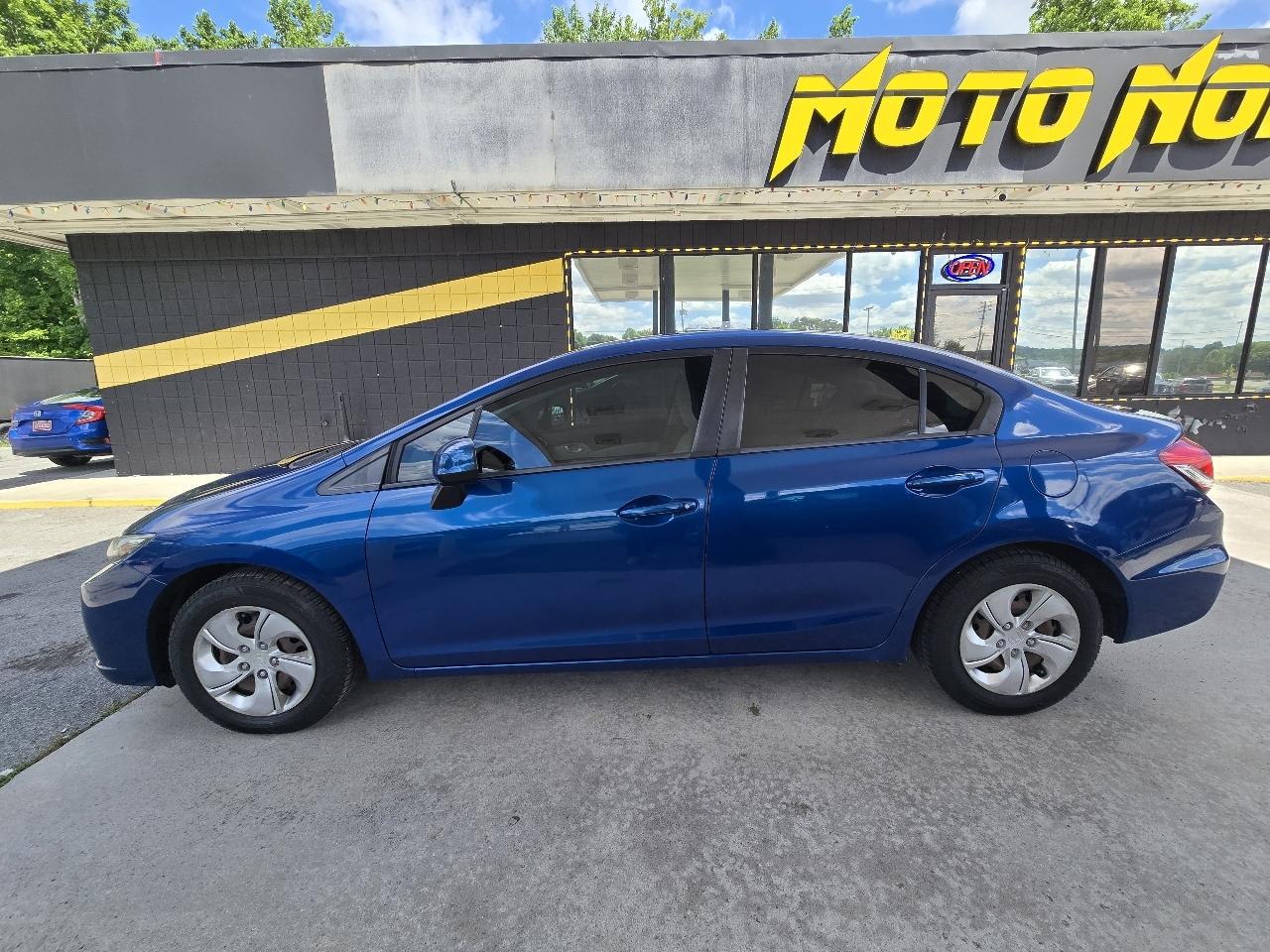 Honda Civic LX Sedan 5-Speed AT 2013