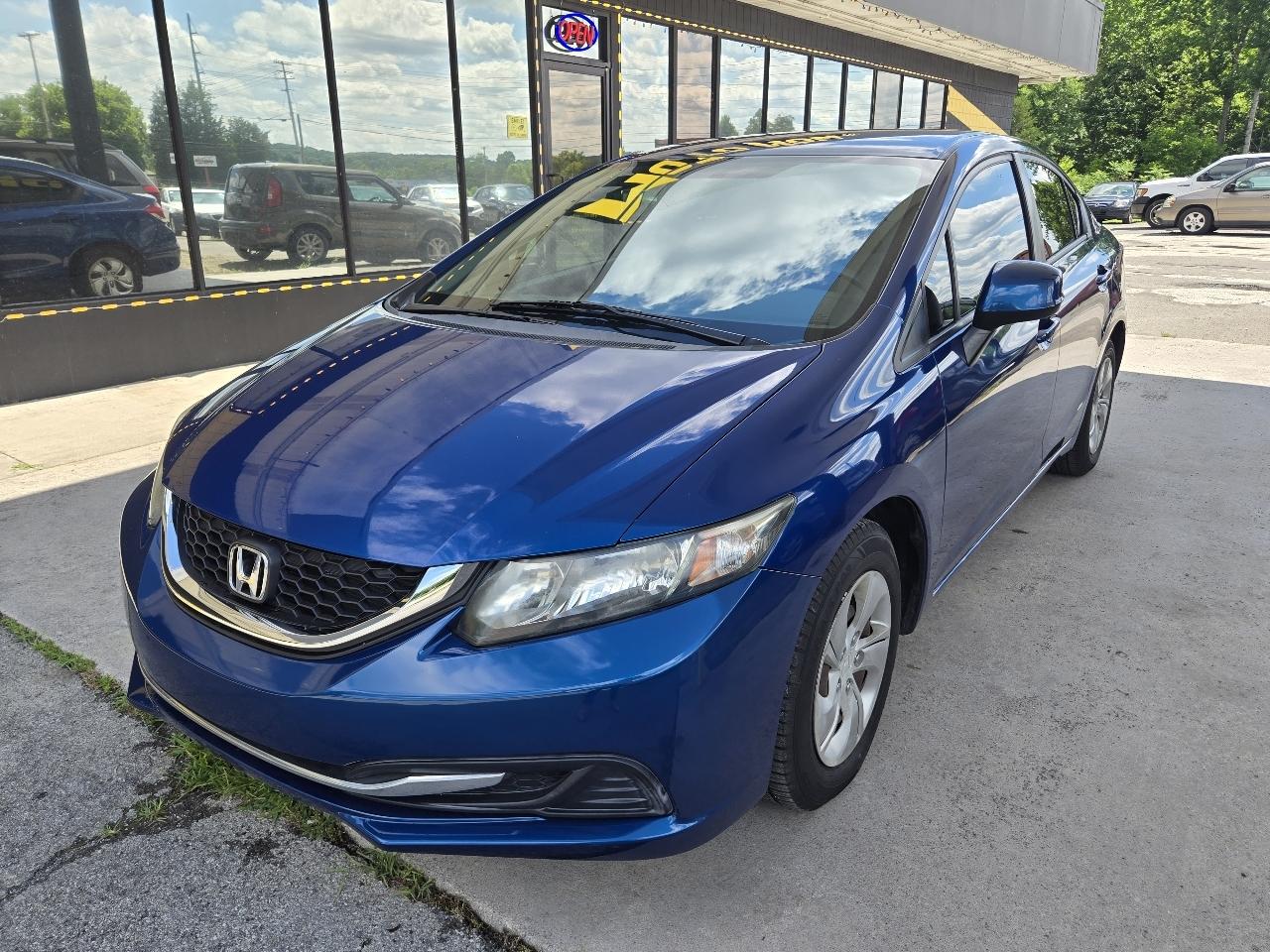 Honda Civic LX Sedan 5-Speed AT 2013