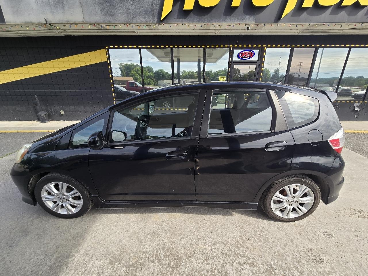 Honda Fit Sport 5-Speed AT 2010