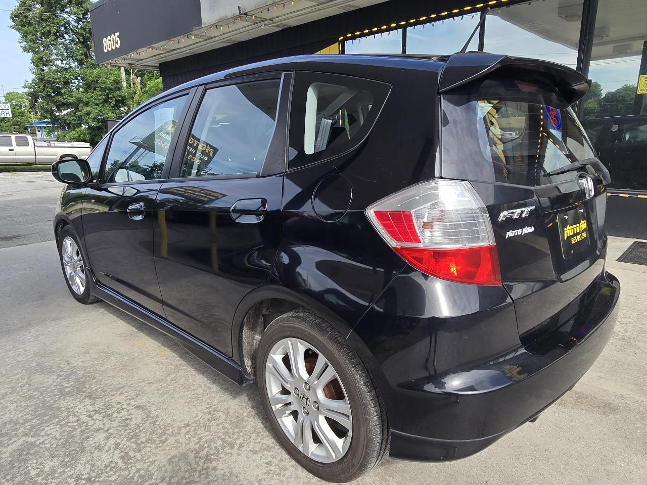 Honda Fit Sport 5-Speed AT 2010