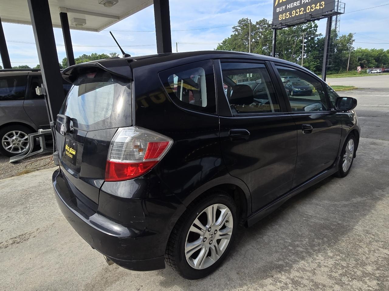 Honda Fit Sport 5-Speed AT 2010