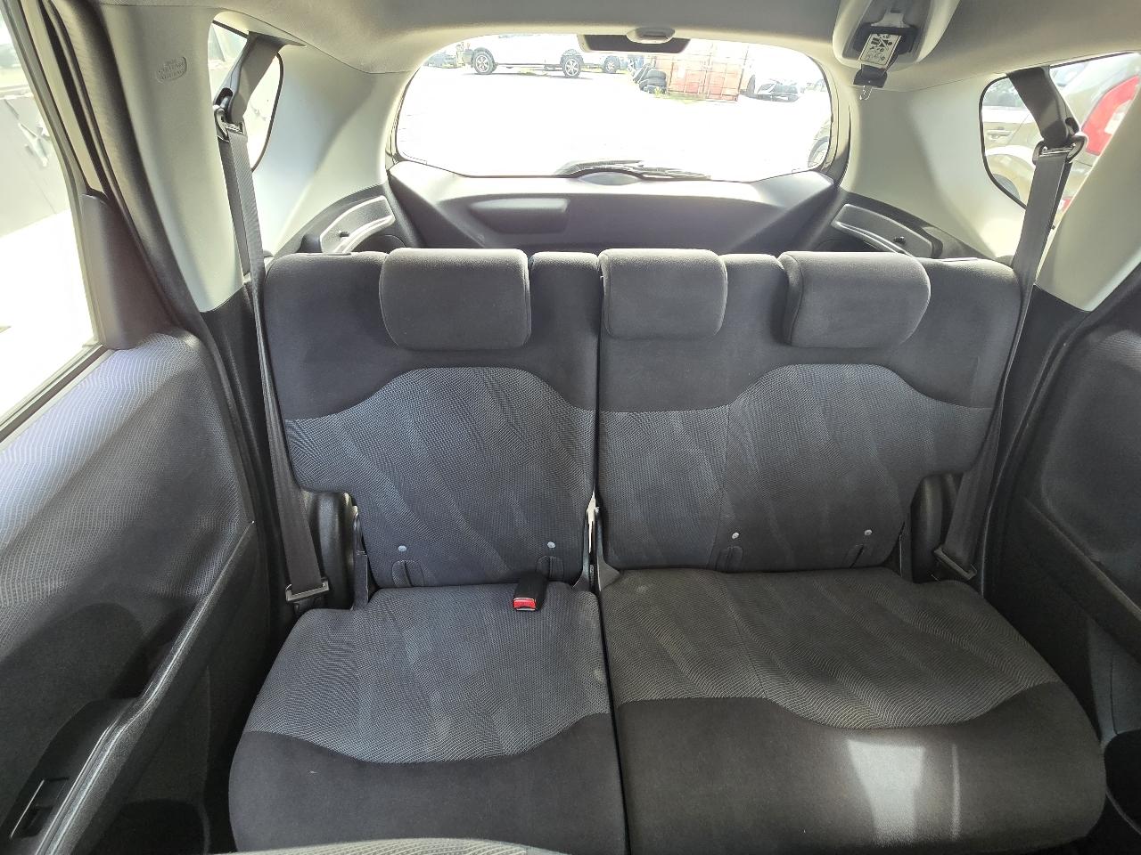 Honda Fit Sport 5-Speed AT 2010