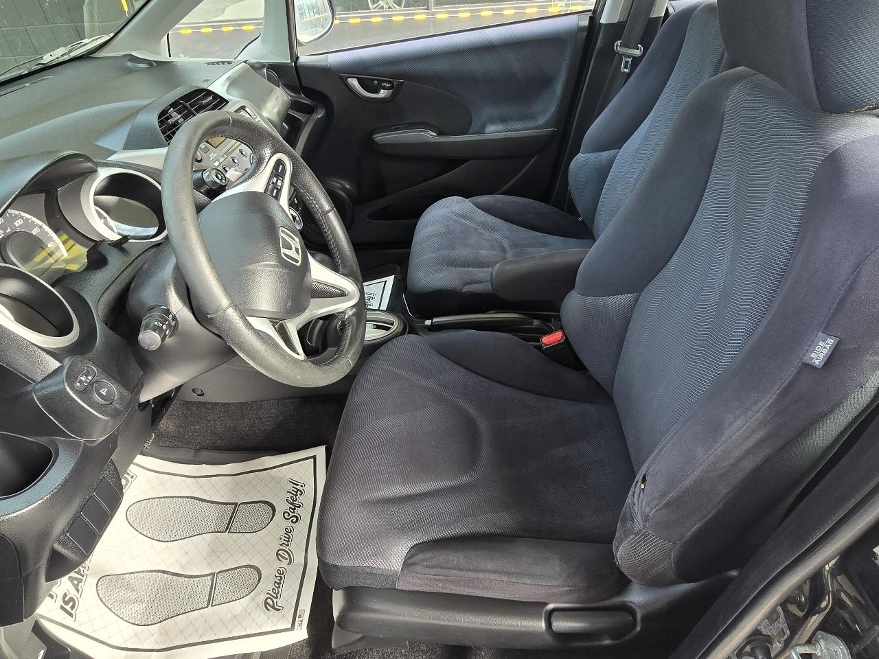 Honda Fit Sport 5-Speed AT 2010