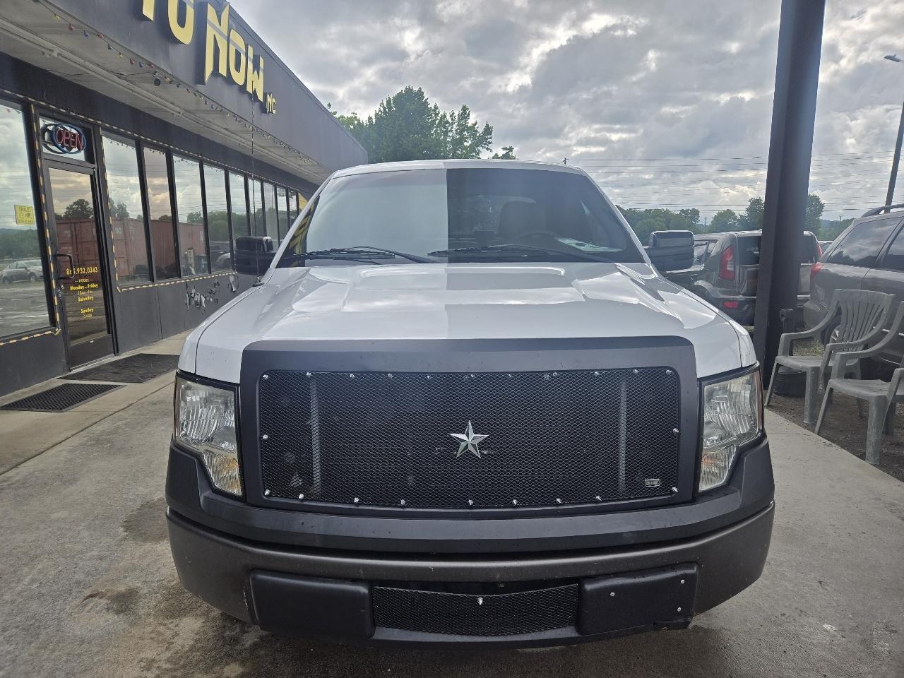 Ford F-150 XLT SuperCab 8-ft. Bed 2WD 2010