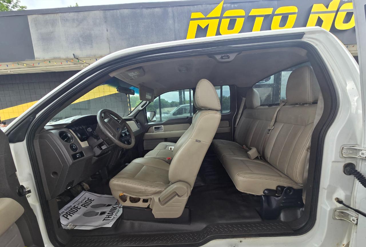 Ford F-150 XLT SuperCab 8-ft. Bed 2WD 2010