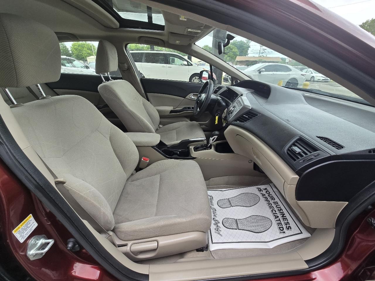 Honda Civic EX Sedan 5-Speed AT 2012