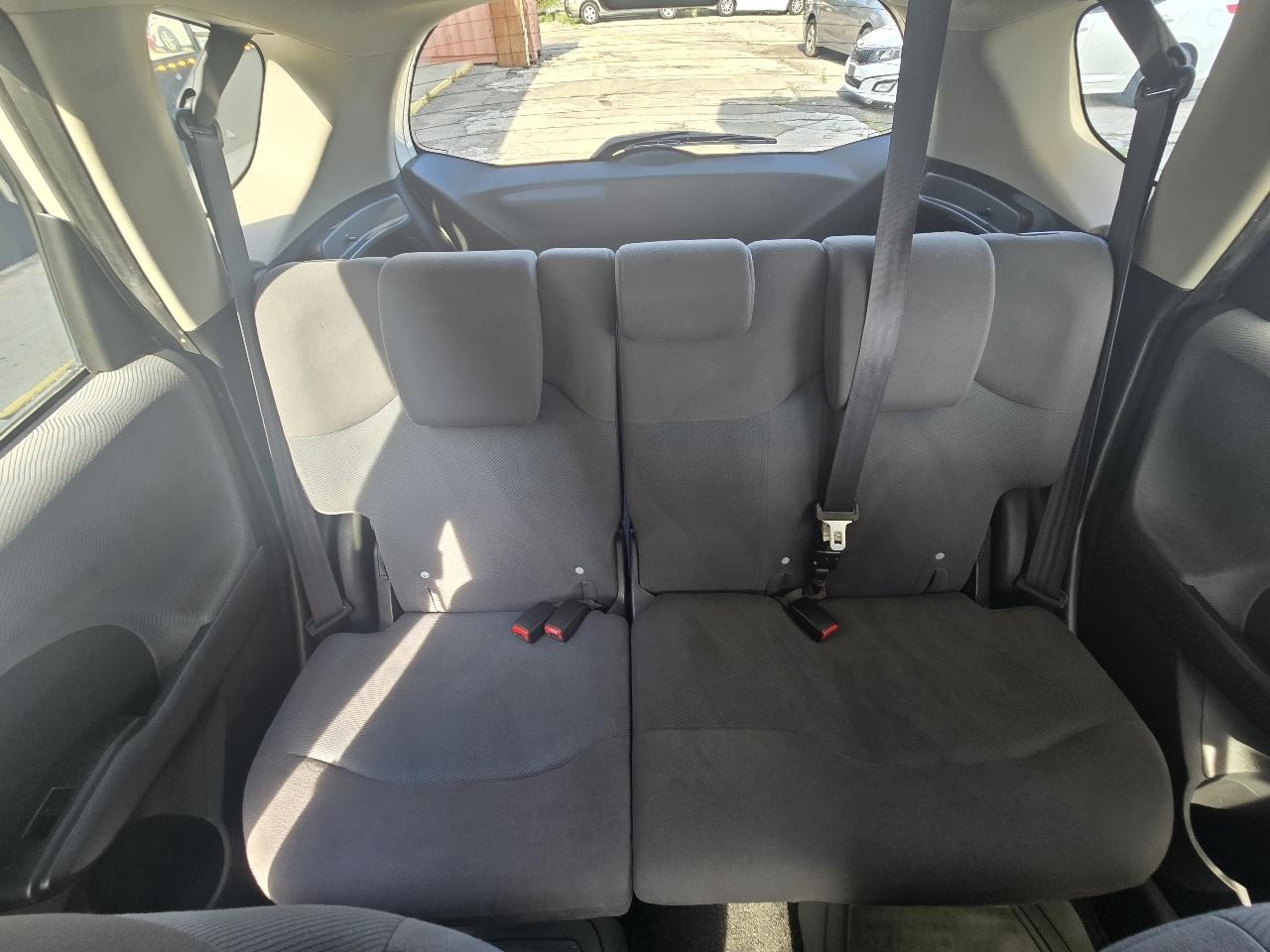Honda Fit 5-Speed AT 2013
