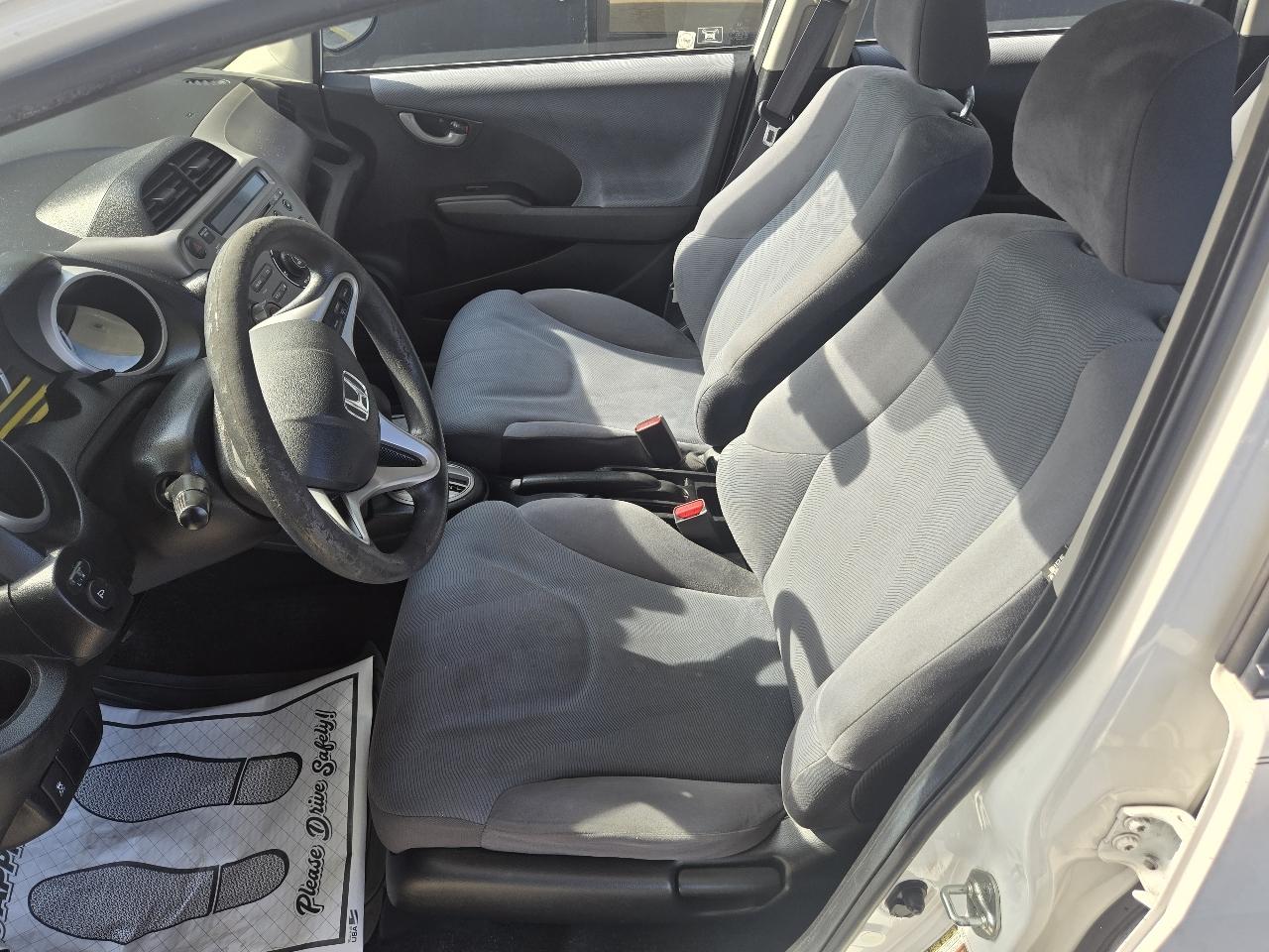 Honda Fit 5-Speed AT 2013