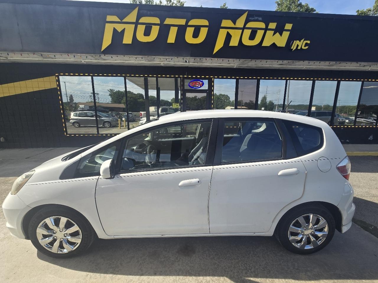Honda Fit 5-Speed AT 2013