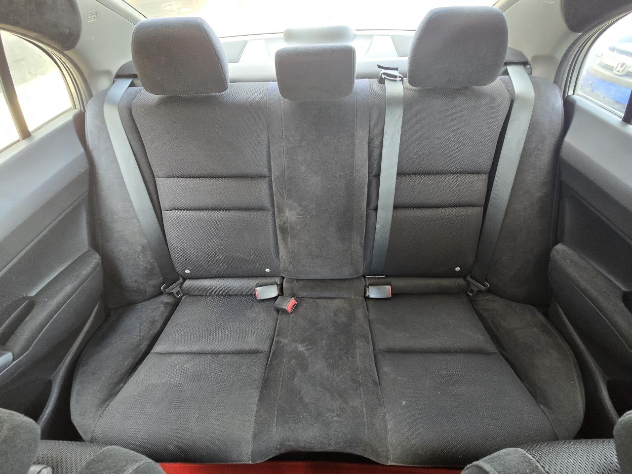 Honda Civic LX-S Sedan 5-Speed AT 2011