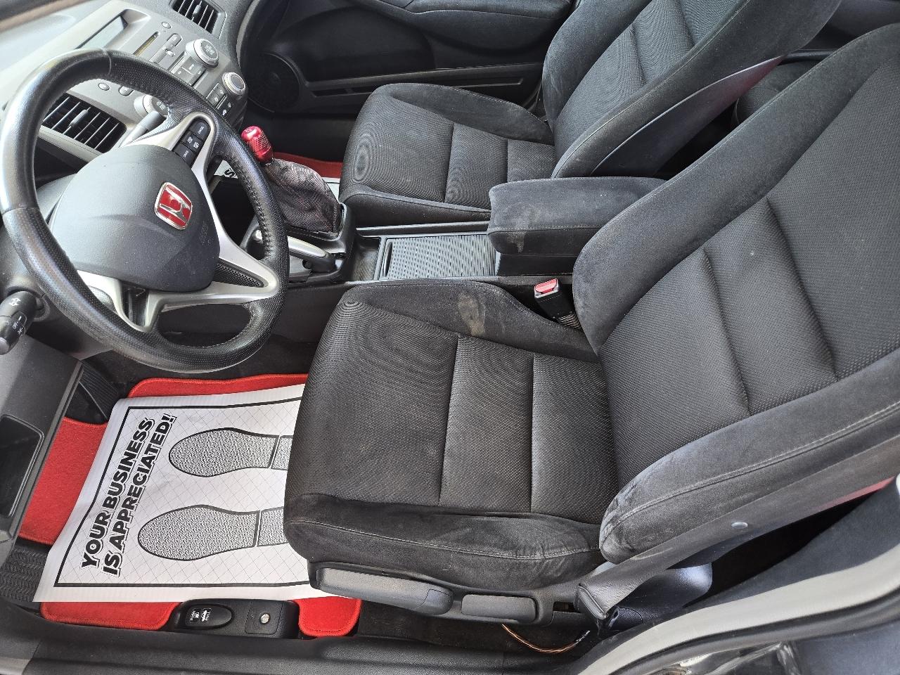 Honda Civic LX-S Sedan 5-Speed AT 2011