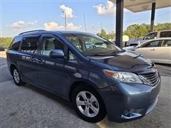 2014 Toyota Sienna 