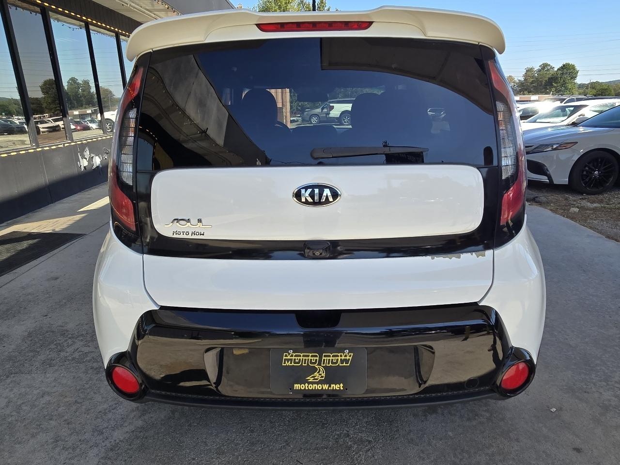Kia Soul + w/Signature 2.0 Special Edition 2016
