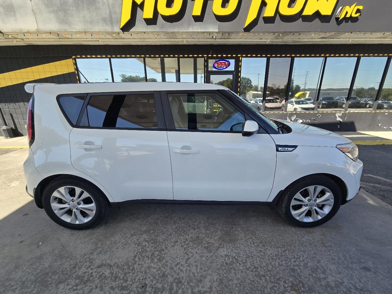 Kia Soul + w/Signature 2.0 Special Edition 2016