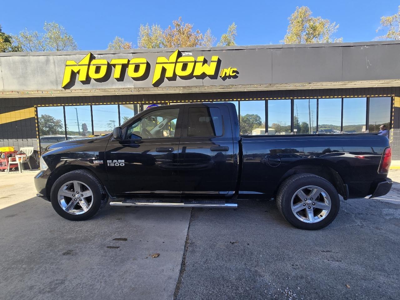 RAM 1500 Tradesman Quad Cab 2WD 2013