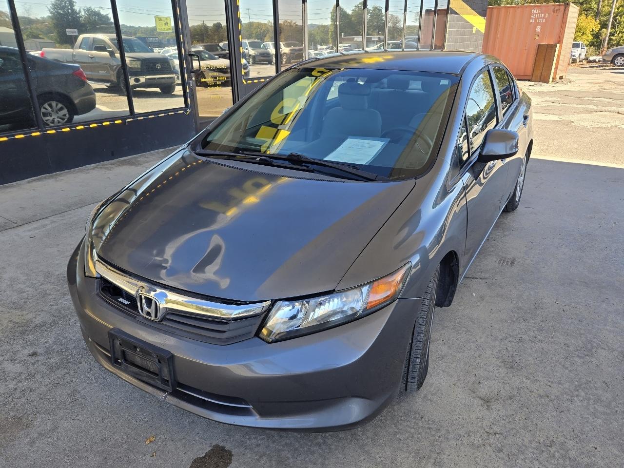 Honda Civic LX Sedan 5-Speed AT 2012