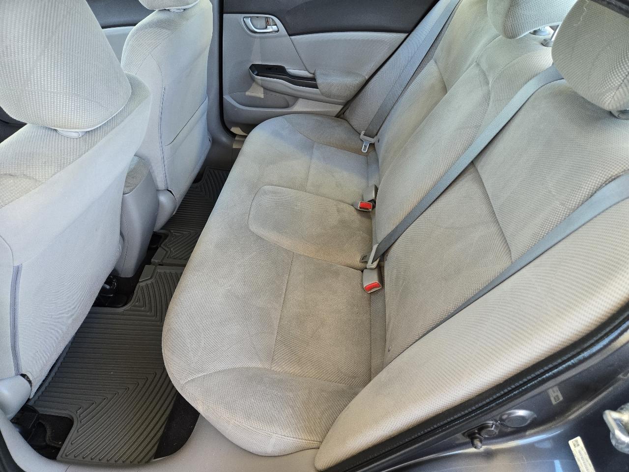 Honda Civic LX Sedan 5-Speed AT 2012