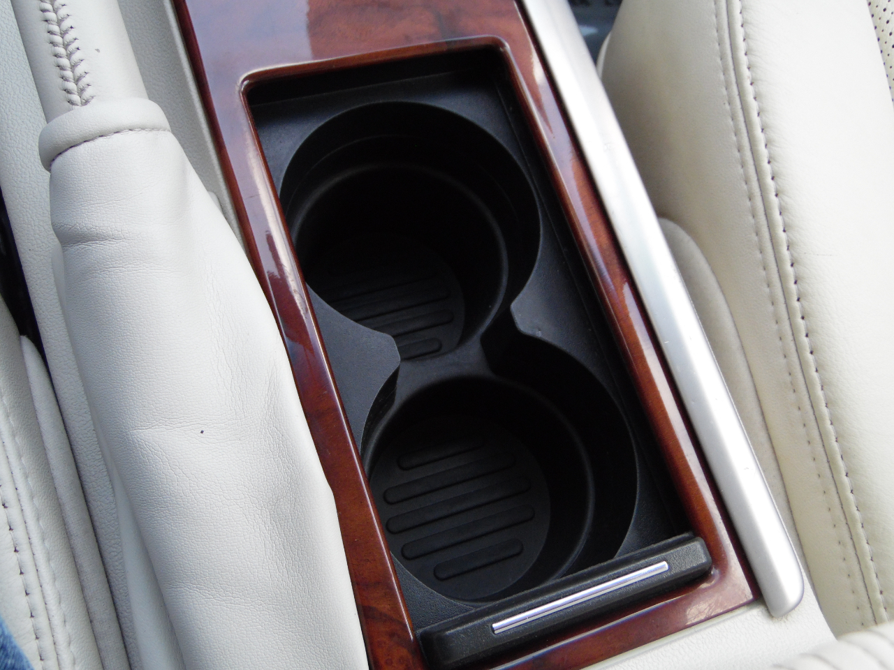 2012 Lincoln MKZ photo 25
