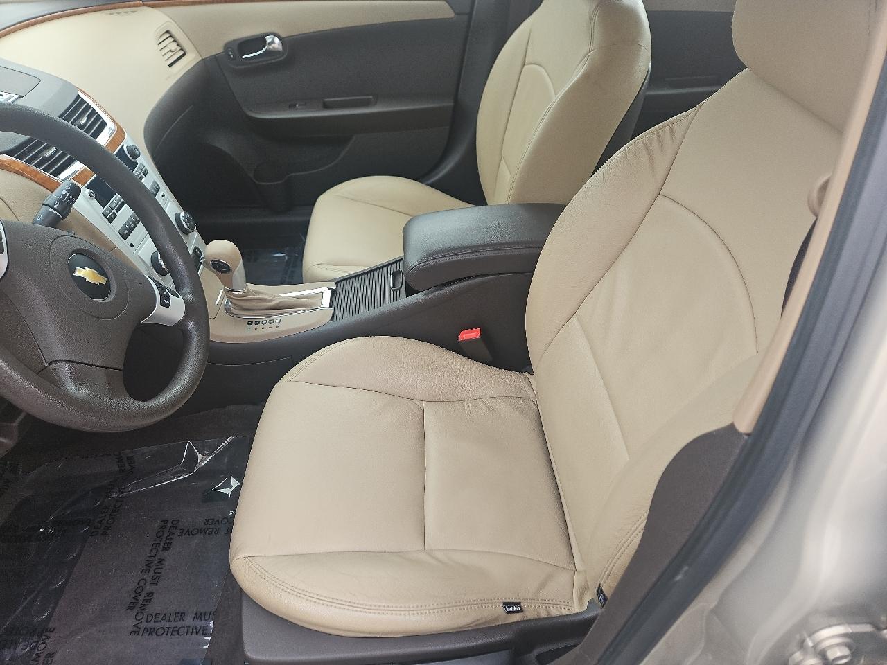 Chevrolet Malibu 1LT 2012