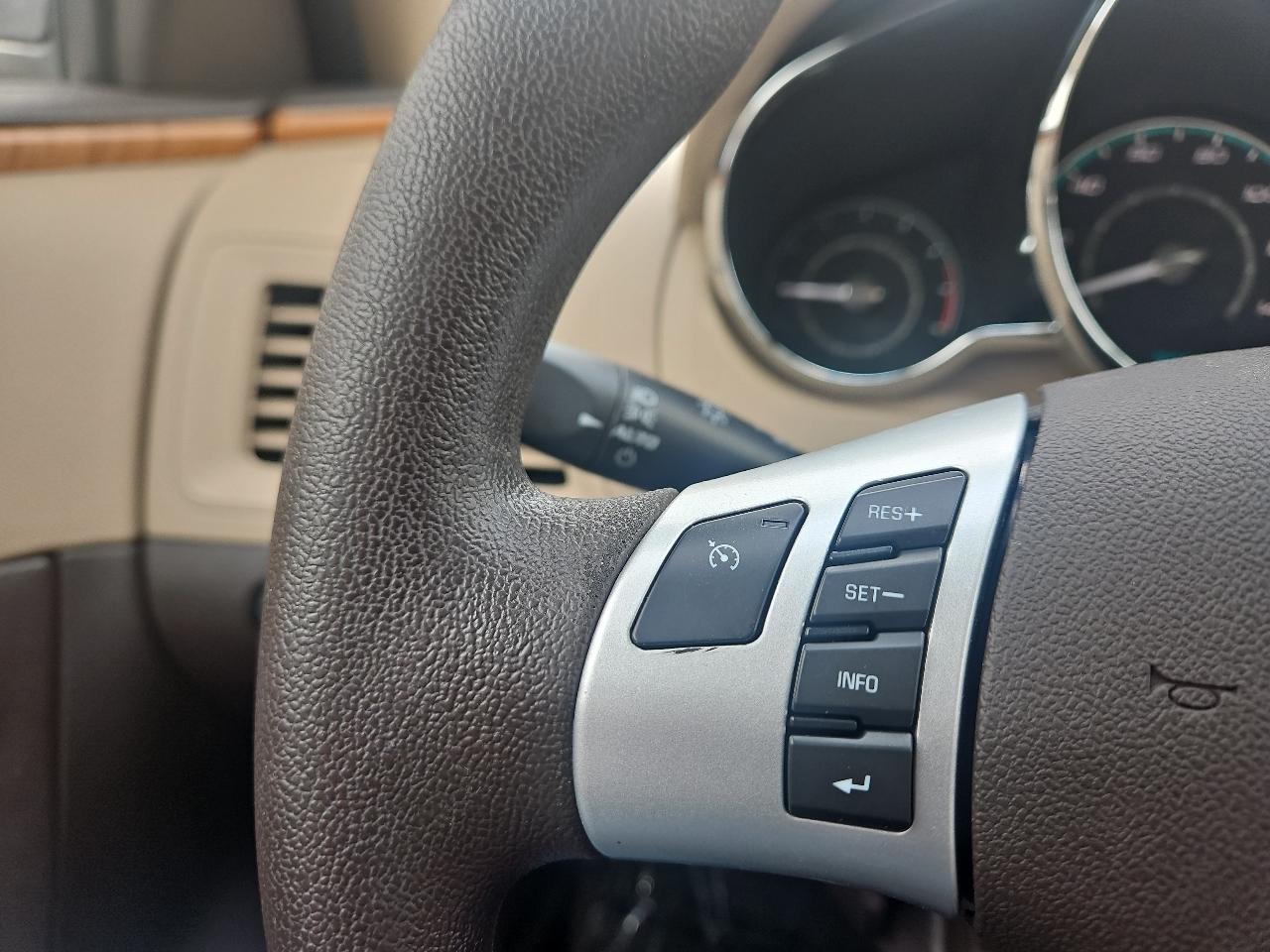 Chevrolet Malibu 1LT 2012