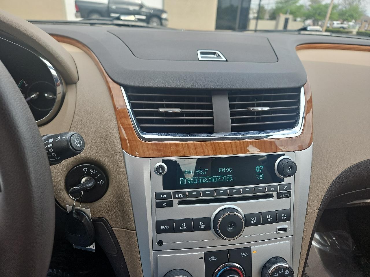 Chevrolet Malibu 1LT 2012