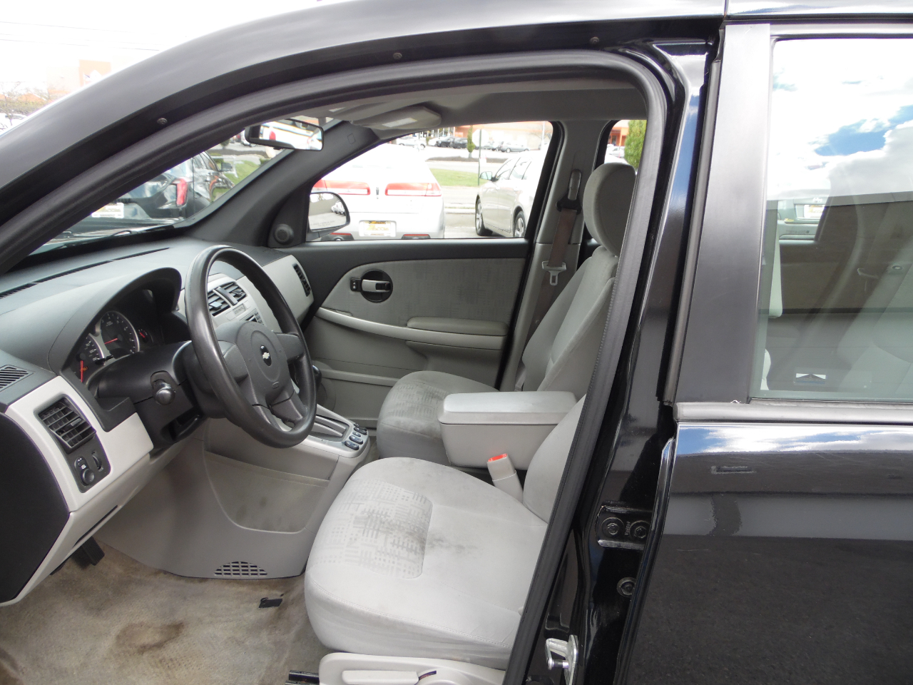 Chevrolet Equinox LS 2WD 2005 Chevrolet Equinox LS 2WD 2005