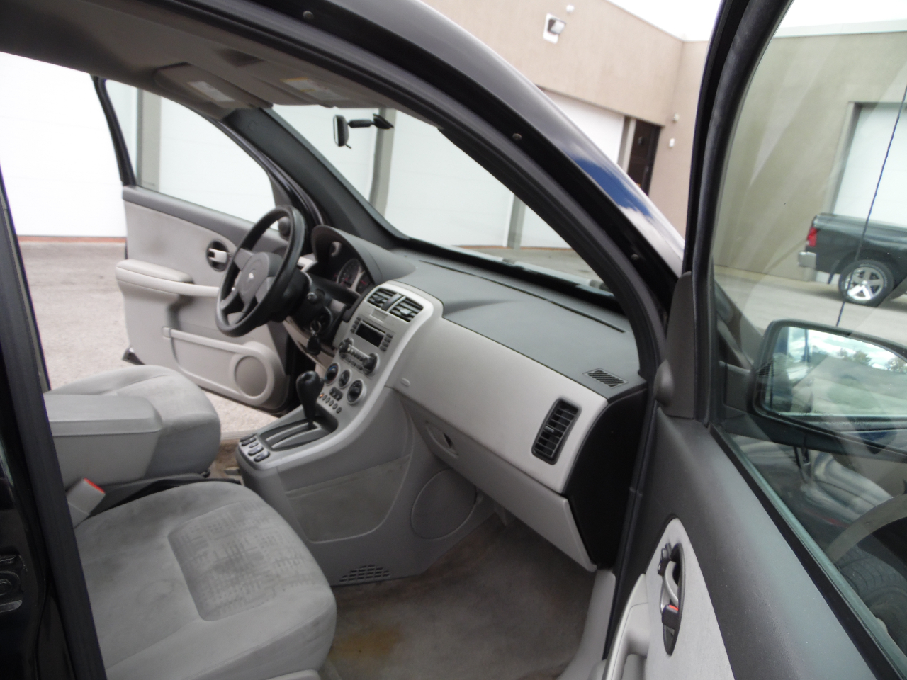 Chevrolet Equinox LS 2WD 2005 Chevrolet Equinox LS 2WD 2005