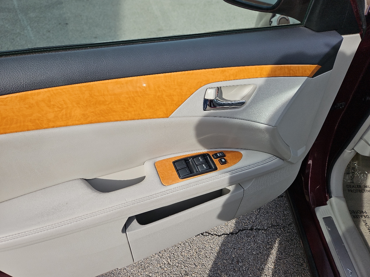 Toyota Avalon XLS 2006