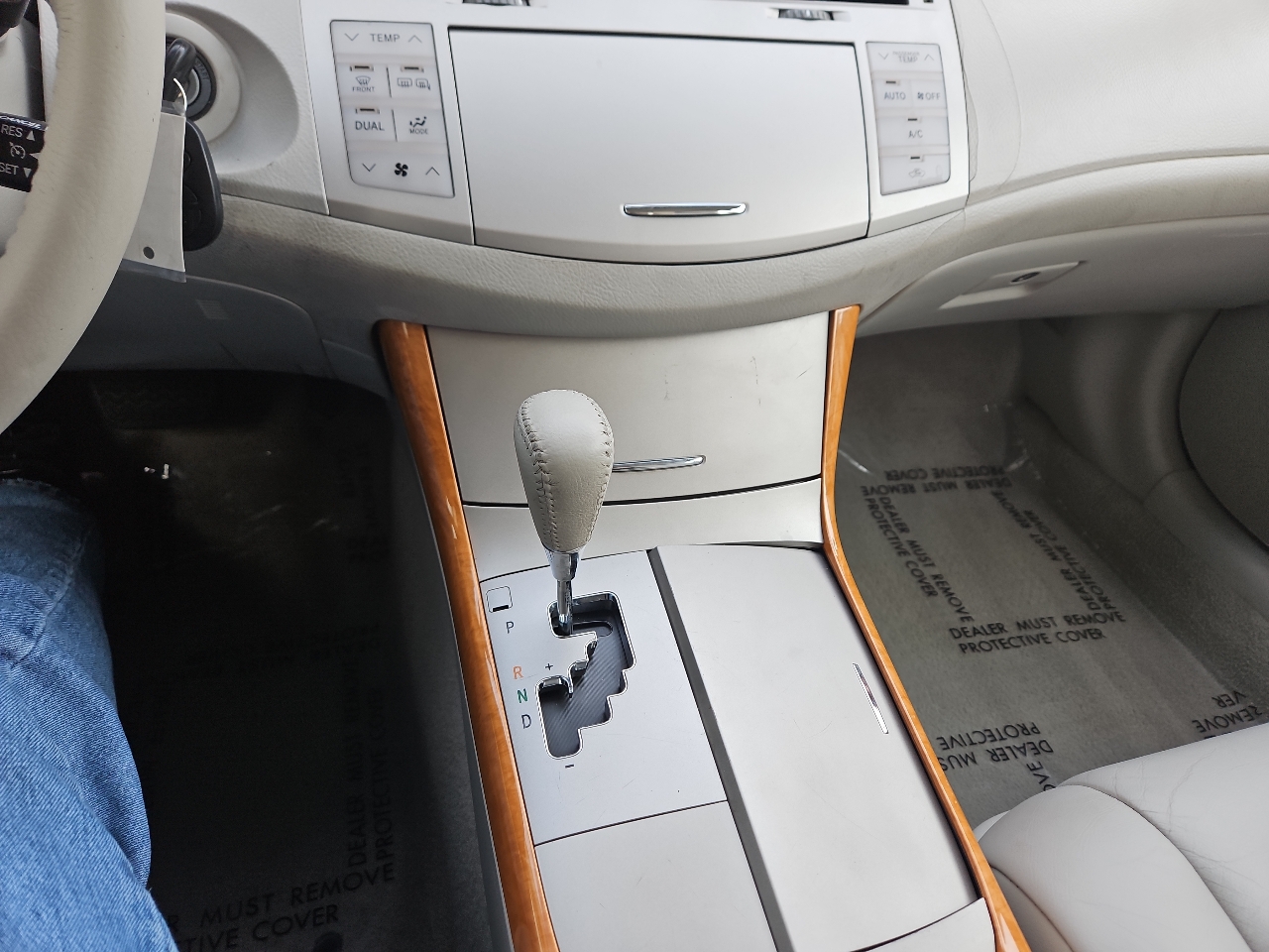 Toyota Avalon XLS 2006