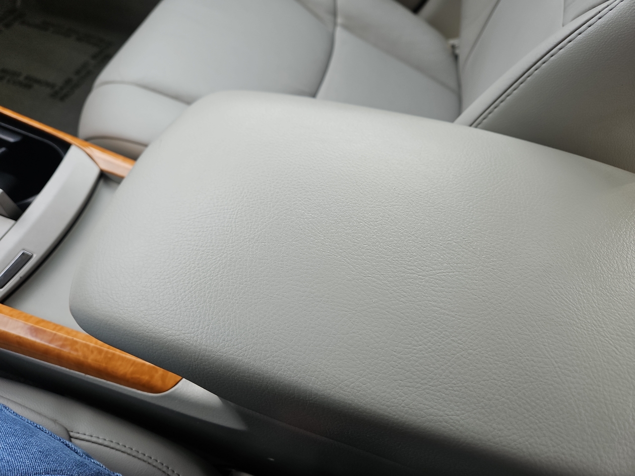 Toyota Avalon XLS 2006