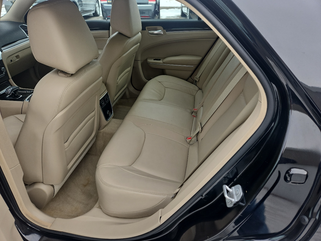 Chrysler 300 RWD 2013