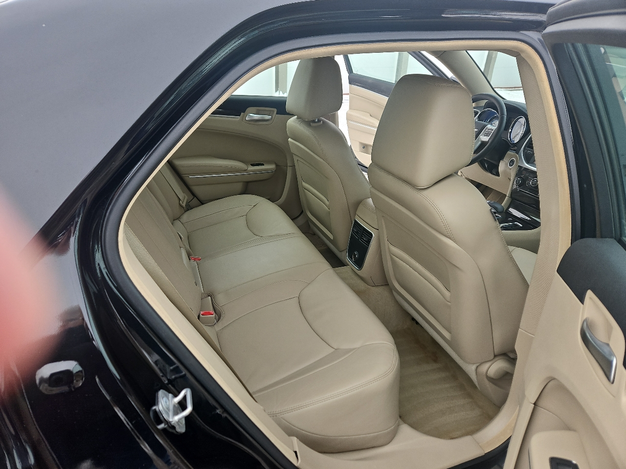 Chrysler 300 RWD 2013