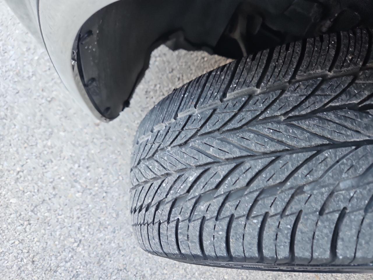 Chrysler 300 Base 2005