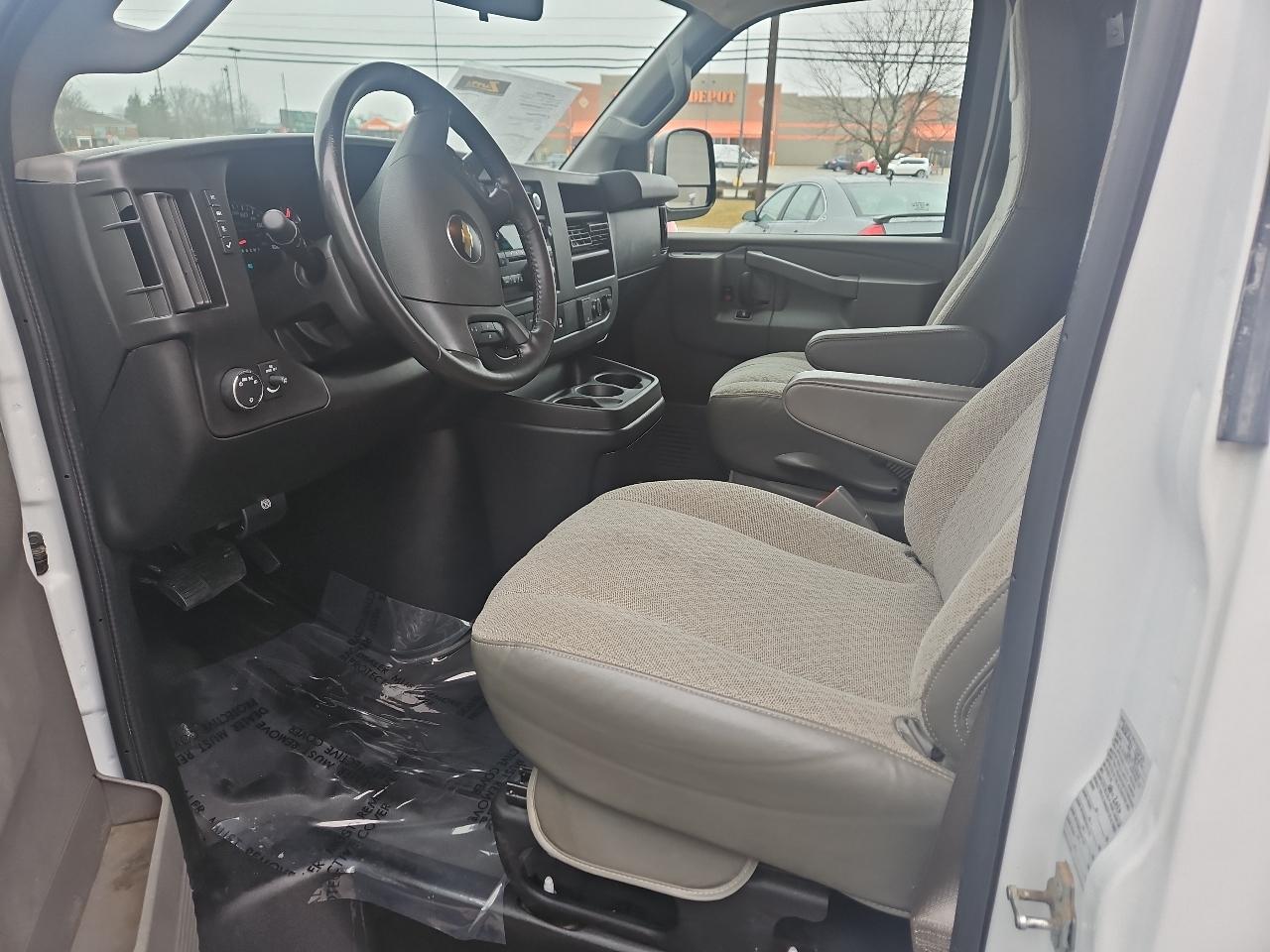 Chevrolet Express 2500 Cargo 2020