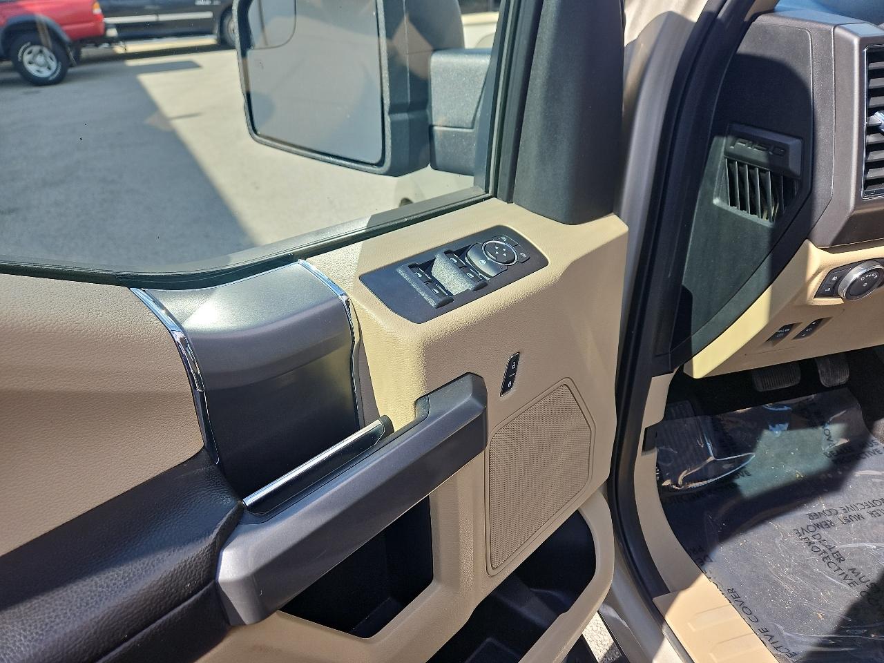 Ford F-150 XLT SuperCrew 5.5-ft. Bed 4WD 2018